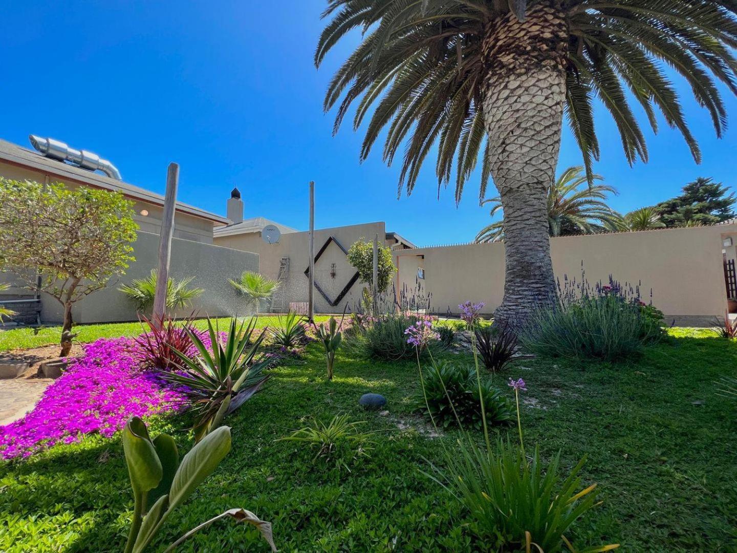 The Mole Guesthouse Swakopmund Exterior photo